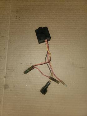 65l-81950-09-00 Yamaha 1997-2005 150 200 225 250 Two Stroke Outboard Oem Relay