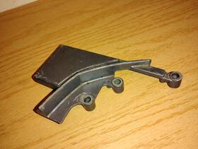 66m-42738-00-4d Yamaha 2003 15hp 4 Stroke Outboard Cable Fitting Plate Cover