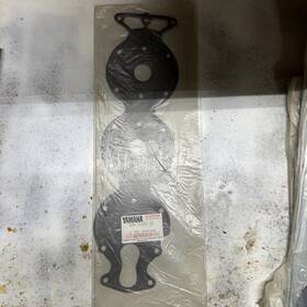 688-11193-a1-00 Yamaha 688-11193-01-00 Oem Superseded By - Gasket Hd.cover 1