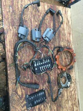 688-85580 Yamaha Outboard 75 85 90 Hp 1985-90 Cdi Unit Stator Sensor Ignition Coils