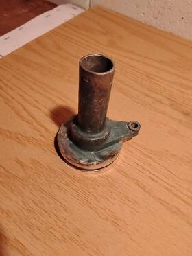 689-15396-01-5b Yamaha 1985 30hp Oil Seal Housing