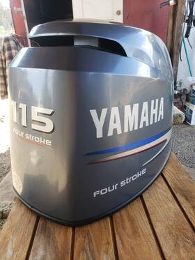 68v-42610-12-8d Yamaha 2000s 115 Hp 4 Stroke Outboard Cowling Cowl Cover Oem