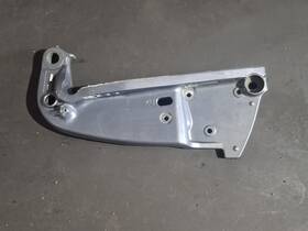 69j-43112-01-8d Yamaha F200 F225 F250 Four-stroke Oem Starboard Clamp Bracket 2