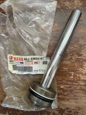69j-43820-01 Yamaha Trim Piston Sub Assembly #