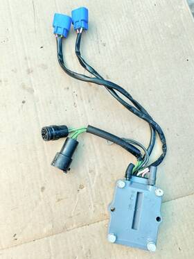 69j-81960-11-00 Yamaha 2004-2007 F200-f225 Rectifier And Regulator Assembly