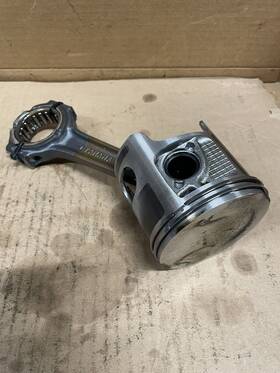 69l-11642-00-85 Yamaha 200 225 250 Hp Port Piston Assy Ox66 3.1 L
