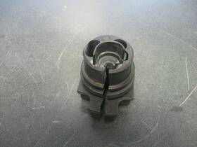 6ce-42825-02-00 Yamaha 6ce-42725-02-00 Outboard 4.2l Rigging Grommet Bin0125