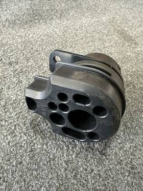 6da-42725-03-00 Yamaha Marine Outboard Engine Cowling Rubber Rigging Grommet Nos