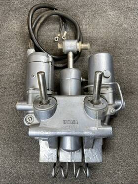 6e5-w0094-00-00 Yamaha 1984-86 Outboard Power Tilt And Trim Assy V6 150-220hp Oem Freshwater