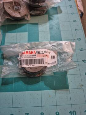 6g5-43821-01 Yamaha New In Bag Genuine Oem Trim Cylinder End Cap