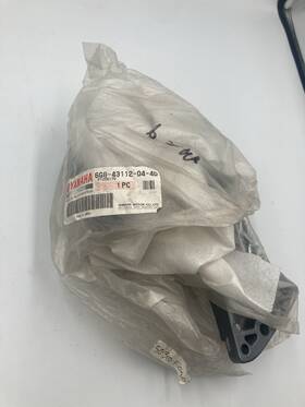 6g8-43112-04-4d Yamaha 6g843112044d Bracket Clamp 2 New Genuine Oem Part