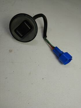 6h1-82563-10-00 Yamaha 90 Hp 2 Stroke Outboard Tilt Trim Switch