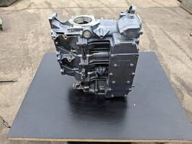 6h4-15100-11-00 Yamaha 40 50 .7l Two Stroke Outboard Motor Crankcase Assembly
