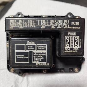 6p2-82170-03-00 Yamaha 250hp 3.3l 4 Stroke Outboard Fuse Box Assembly