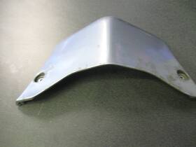 6r3-42741-02-00 Yamaha Outboard Apron Bin0326