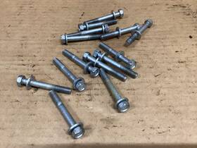 90119-08ma8-00 Yamaha Cylinder Head Bolt Set Of 14 2 Stroke