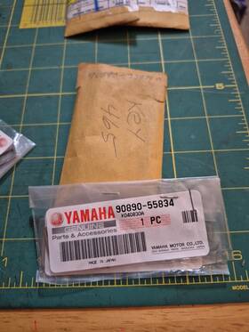 90890-55834 Yamaha 2 New Old Stock Genuine Oem Marine Key #465