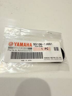 93106-19001 Yamaha Outboard Oil Seal Oem