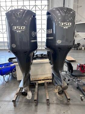 F350nc8 Yamaha Twin 350 Hp V8 4 Stroke Outboard Engines. Helm Master Joy Stick Rigging