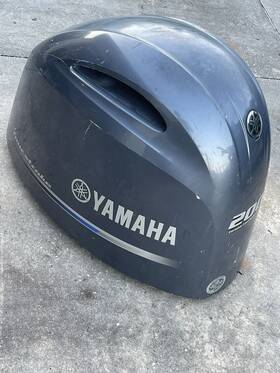 8903571 Yamaha Outboards Pn Boat Outboard Motor Engine Cowling 200 Hp Fourstroke - Cracks