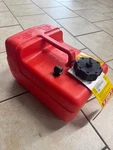 Oem Honda 3 Gallon Portable Gas Tank For Outboard Motors. Fixed Price $75.00.