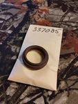 337085 Seal Johnson Evinrude Omc. Fixed Price $9.75.