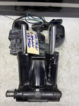 433460 1994 175 Hp Johnson Evinrude Outboard Power Trim & Tilt Assembly Lot TE8. Fixed Price $375.00.