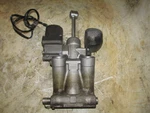 Honda BF225A 225HP 4 Stroke Outboard Showa Tilt Trim Unit (parts). Fixed Price $175.00.