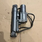 Oem 1986-97 C40 40HP Yamaha Outboard Power Trim & Tilt Assy 6H5-43840-04-EK 50HP. Fixed Price $700.00.