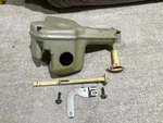 Omc 9.9 15HP Johnson Evinrude Air Silencer Carb Cover Choke Knob 319289 319290. Fixed Price $79.00.