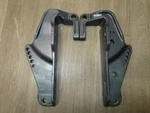 Yamaha 40 Hp Bracket Clamp Set Midsection 63D-43111-00-4D-63D-43112-4D Outboard. Fixed Price $200.00.