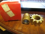 Evinrude Johnson Omc Oem Pinion New 387382. Fixed Price $9.99.