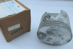 B3 Evinrude Johnson Omc 0433003 Piston Oem New Factory Boat Parts. Fixed Price $34.49.
