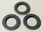 Lot Of Genuine Evinrude Johnson Oil Seals 313992 New Oem Omc. Fixed Price $13.95.