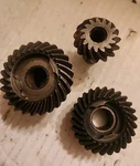 Johnson Evinrude Omc 376720 Pinion, Gears Assembly Free Shipping Good Shape. Fixed Price $45.00.