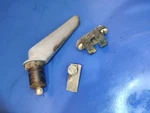 Lever 0431962 For 0333624 Bracket Johnson Evinrude 48HP. Fixed Price $52.05.