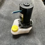 Trim Pump Motor & Res Volvo 3860879 385346-4 J1171 072613 Arco A6227 Oildyne. Fixed Price $250.00.