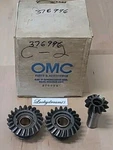 Oem Omc Johnson Evinrude 0376996 Gear Set Factory Marine Outboard. Fixed Price $139.00.