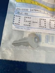 Johnson/evinrude/omc New Oem Ign Key KF-65 0501580,. Fixed Price $10.83.