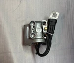 Used 353253 Evinrude Johnson Fuel Injector Port Side 5007347. Fixed Price $126.88.