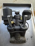 Suzuki Df 140 Trim Tilt Unit. Fixed Price $425.00.