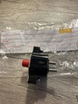 New Oem Volvo Penta Automatic Fuse 3854162 K119-24. Fixed Price $49.98.