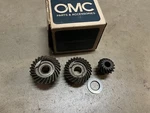 Johnson Evinrude Omc 376720 Pinion, Gears & Bushing Assembly. Fixed Price $94.95.