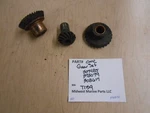 307485 378079 308617 Vintage Omc Johnson Evinrude Gearcase Set T139. Fixed Price $110.00.