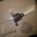 Evinrude Johnson Outboard Motor Upper Lower Side Mount Center Leg Housing 379022. Fixed Price $11.99.